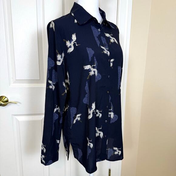 T Tahari Long Sleeve Crane Print Blouse Small/Petite Navy EUC - Picture 2 of 8